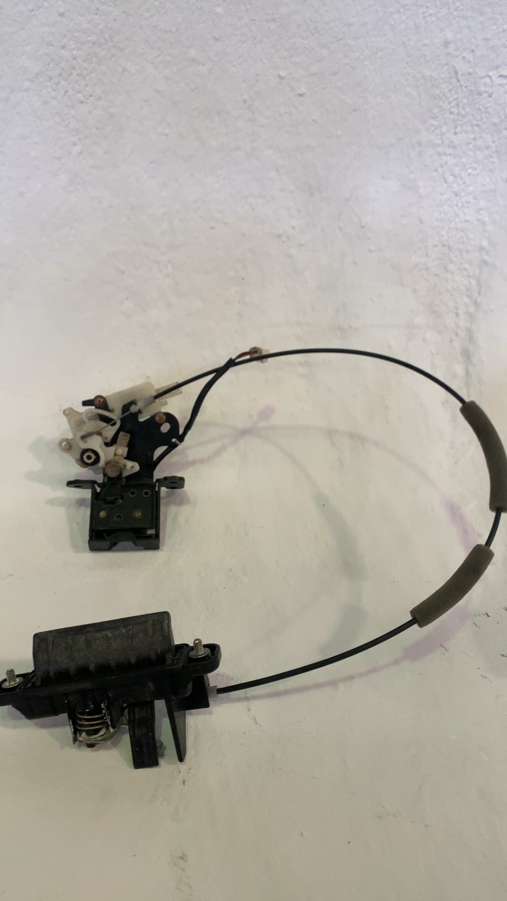 Cerradura maletero / porton MAZDA 3 BERLINA (BK)