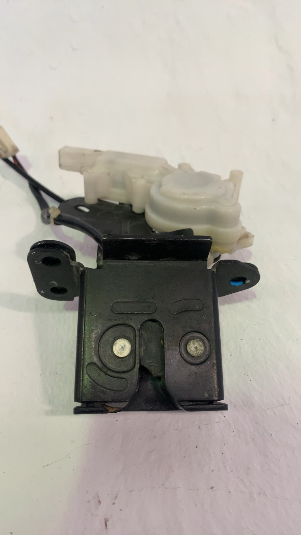 Cerradura maletero / porton MAZDA 3 BERLINA (BK) 2