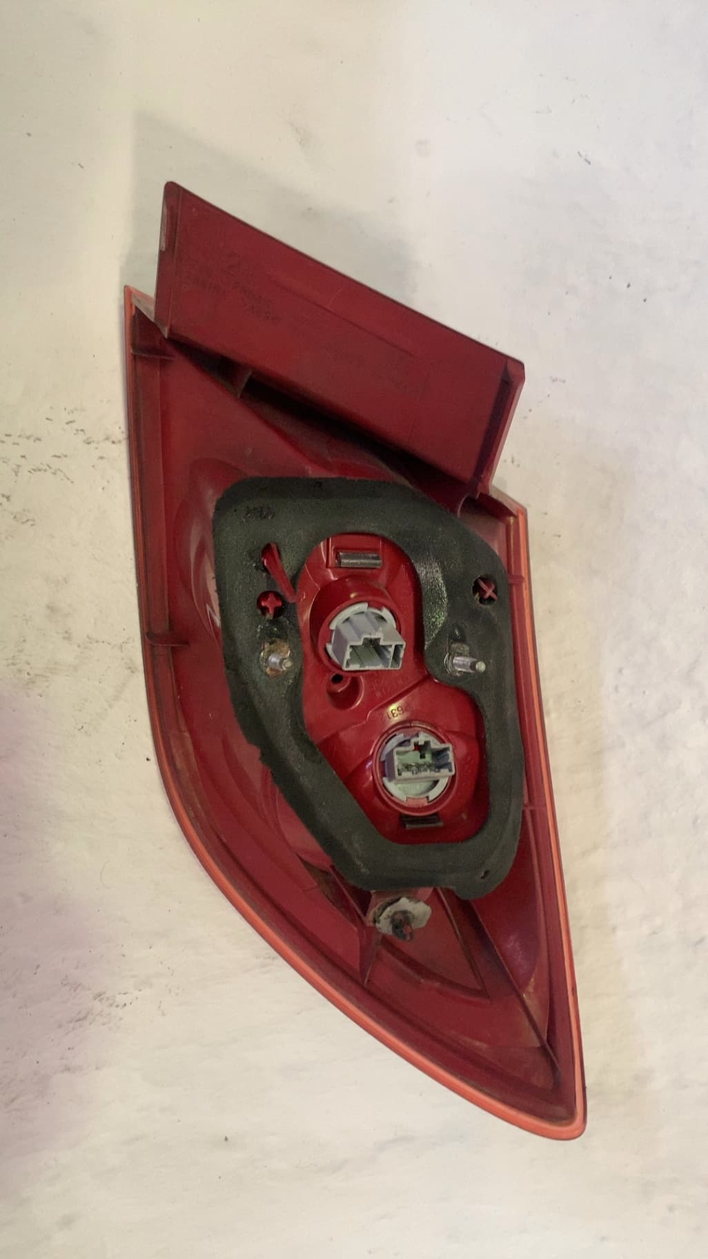 Piloto trasero izquierdo MAZDA 3 BERLINA (BK) 2
