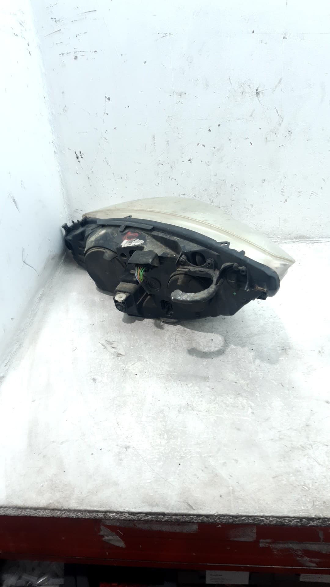 Faro derecho PEUGEOT 308 2