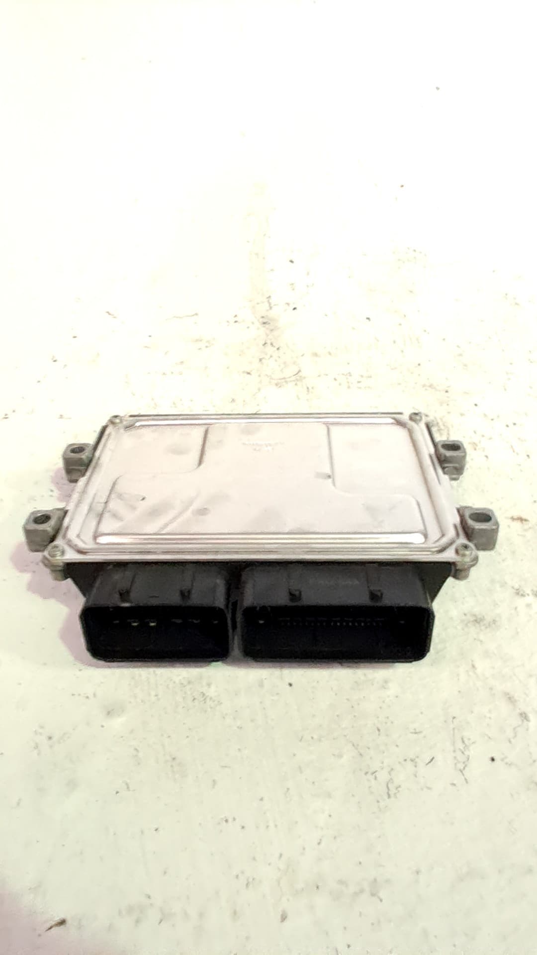 Centralita motor uce PEUGEOT 208 (P2) 2