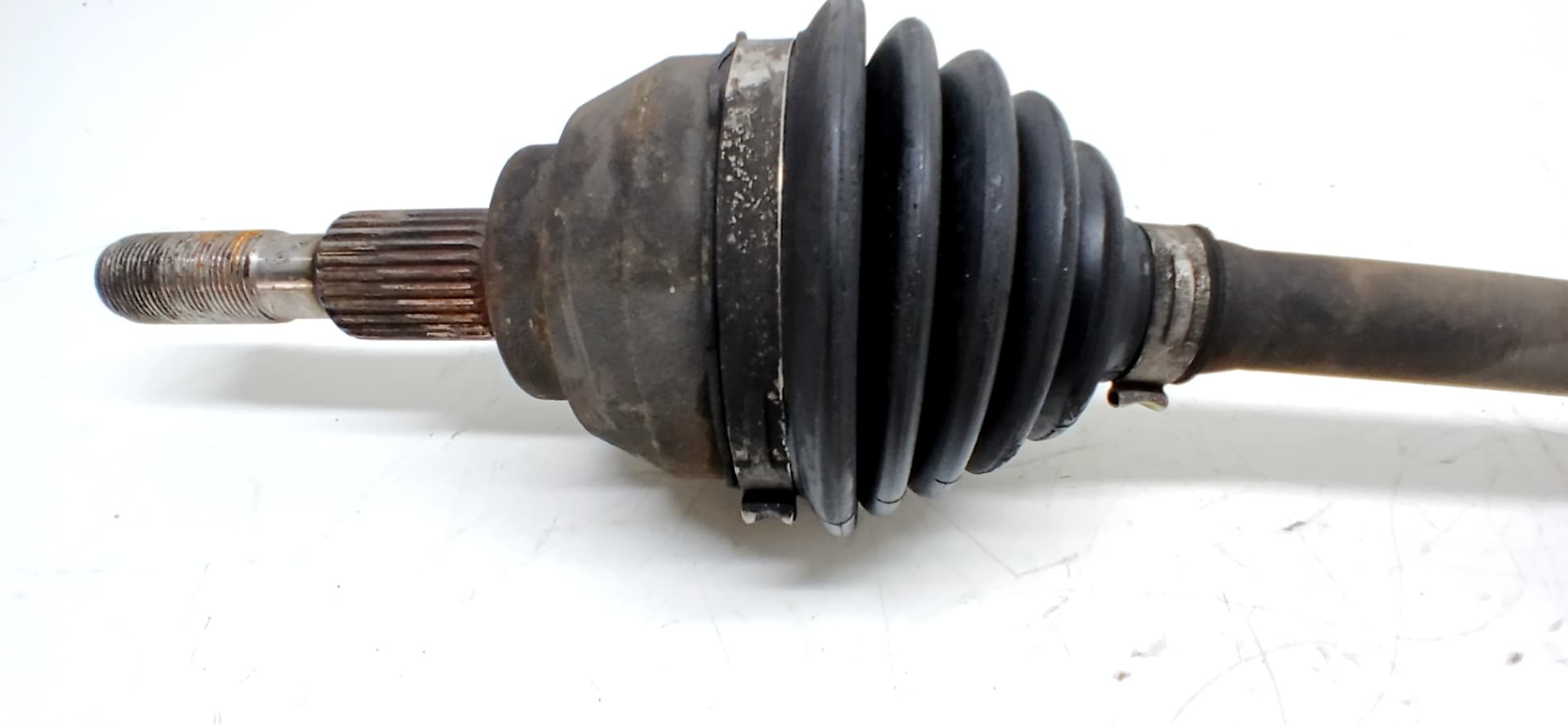 Transmision delantera izquierda FORD MONDEO 3