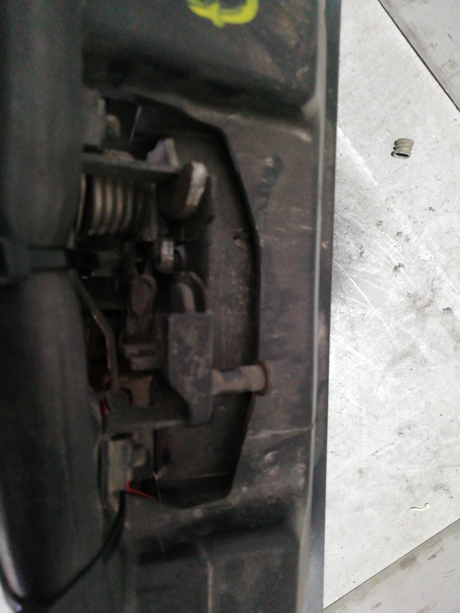 Cerradura capot AUDI A4 BERLINA (B5)