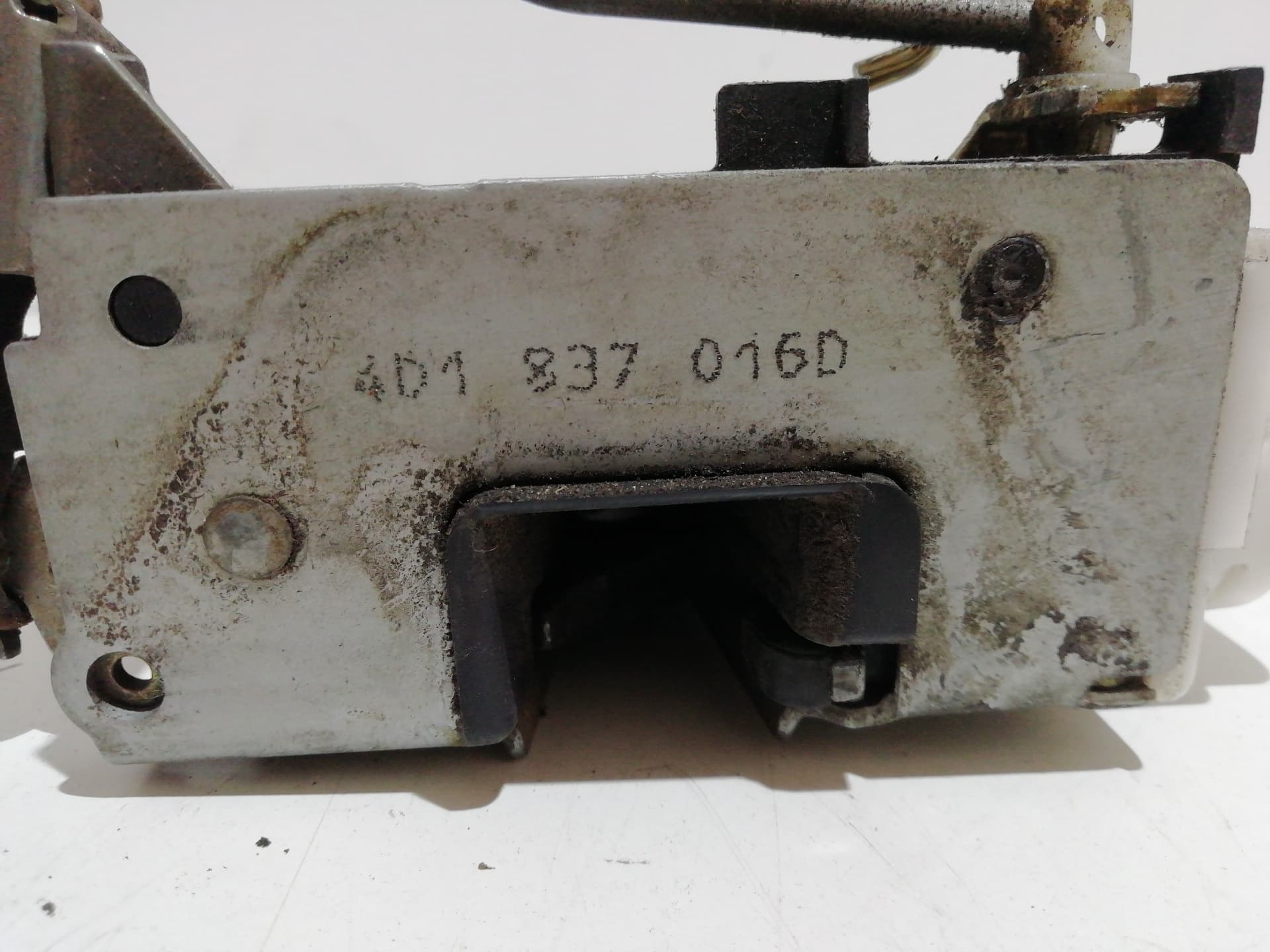 Cerradura puerta delantera derecha AUDI A4 BERLINA (B5) 4