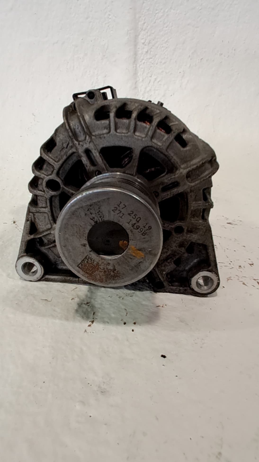 Alternador FORD FIESTA