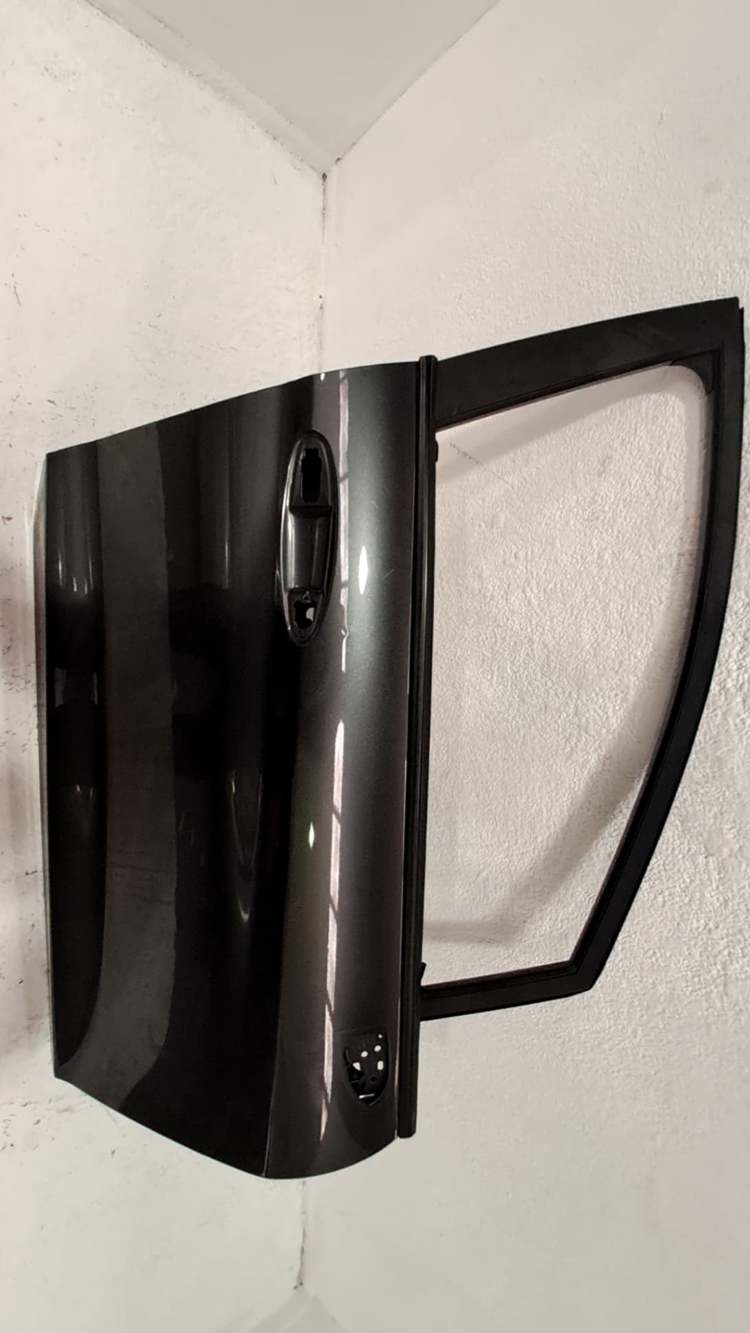Puerta delantera derecha FORD FIESTA