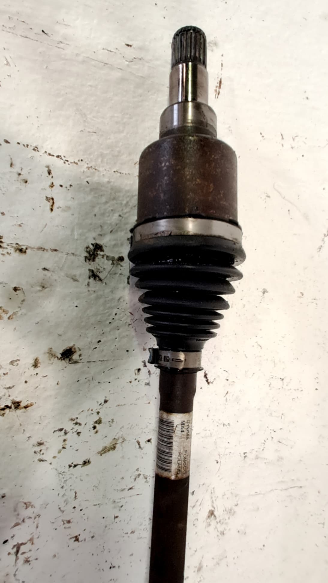 Transmision delantera izquierda FORD FIESTA 2