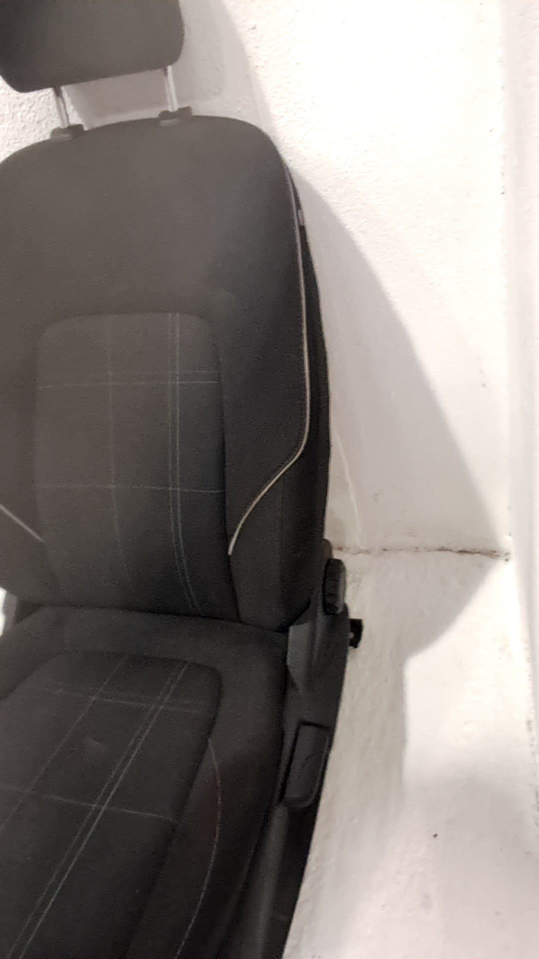 Asiento delantero izquierdo FORD FIESTA 2