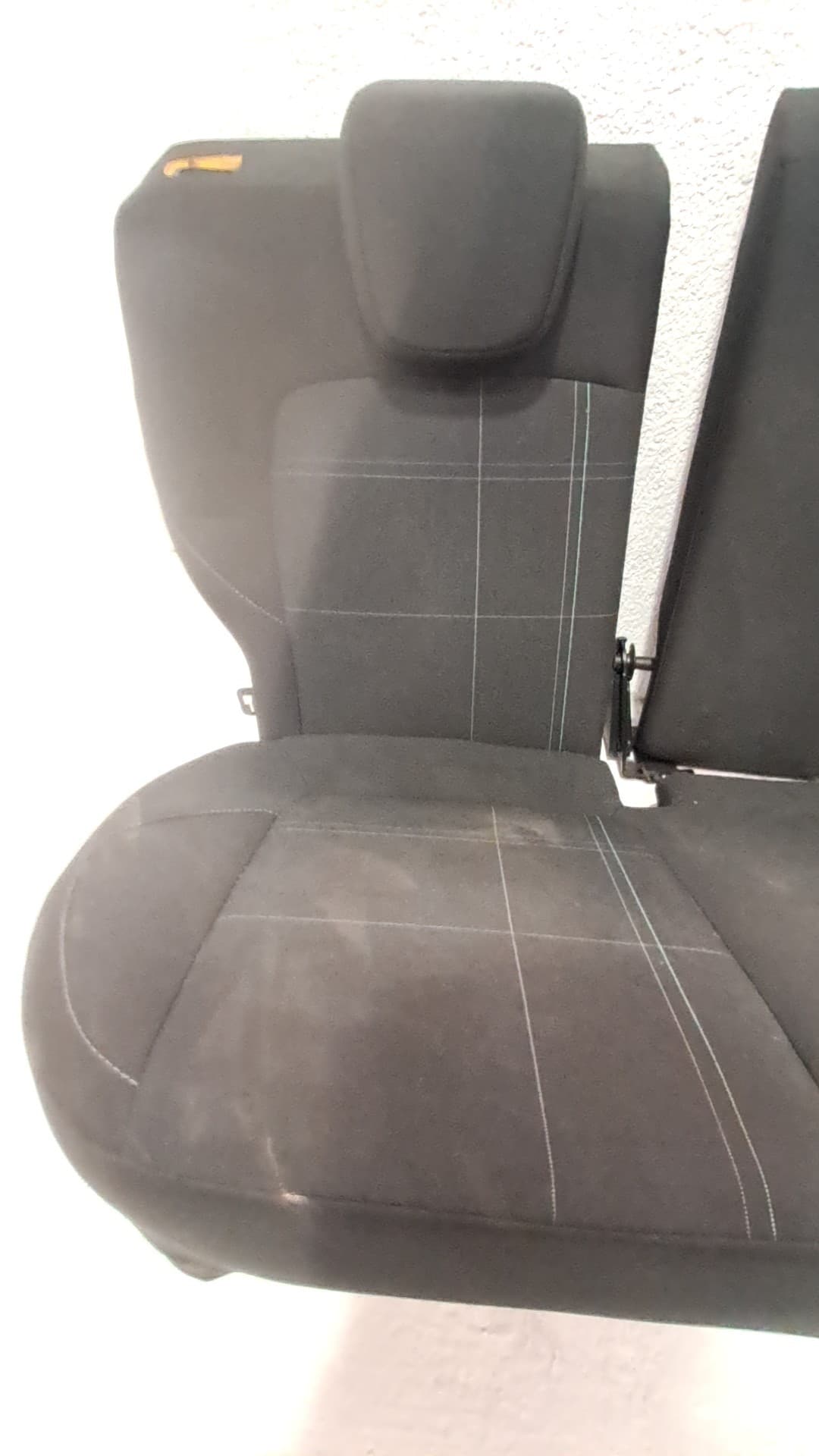 Cerradura asientos traseros FORD FIESTA 2