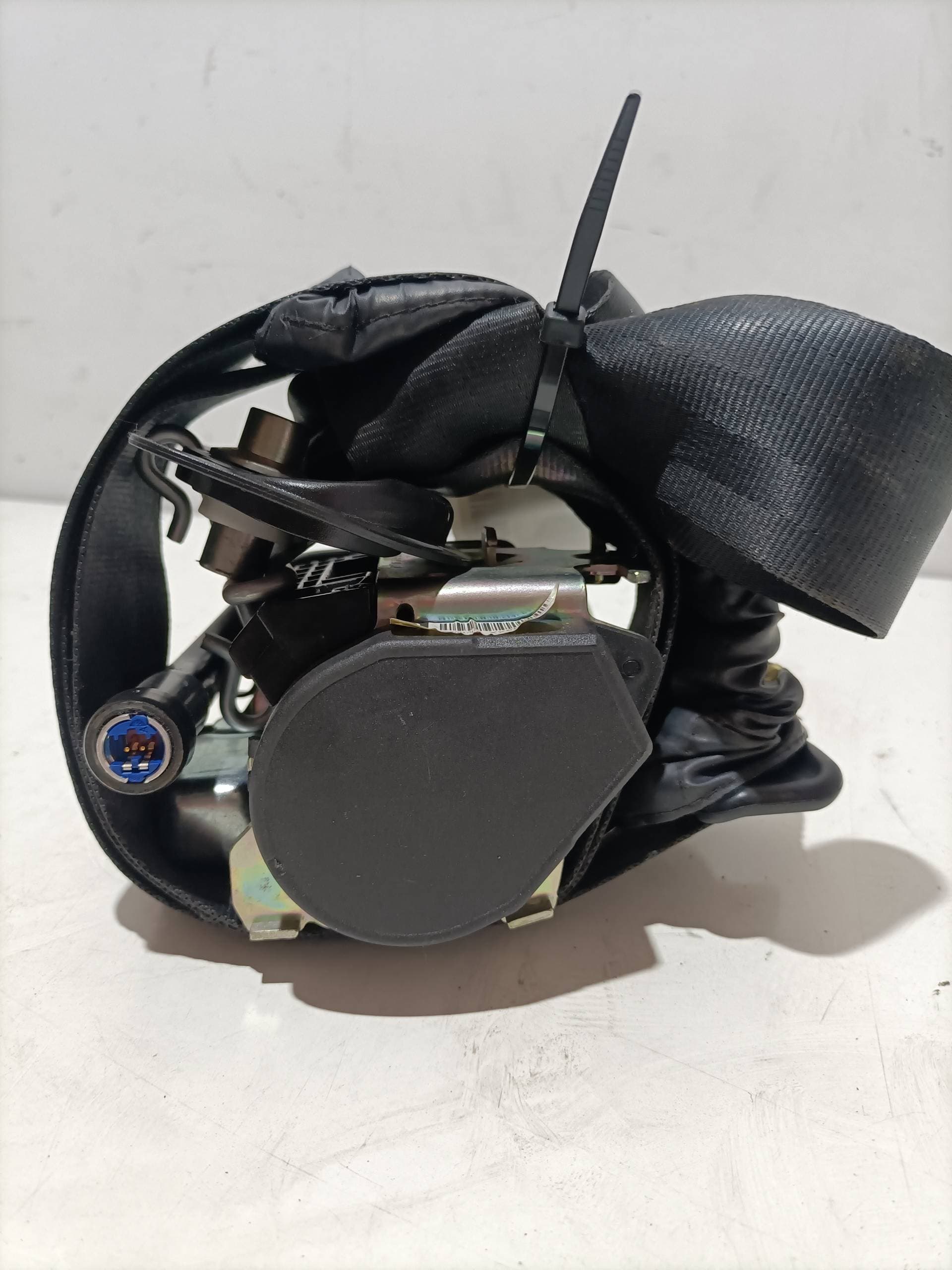 Cinturon seguridad delantero derecho OPEL COMBO (CORSA C)