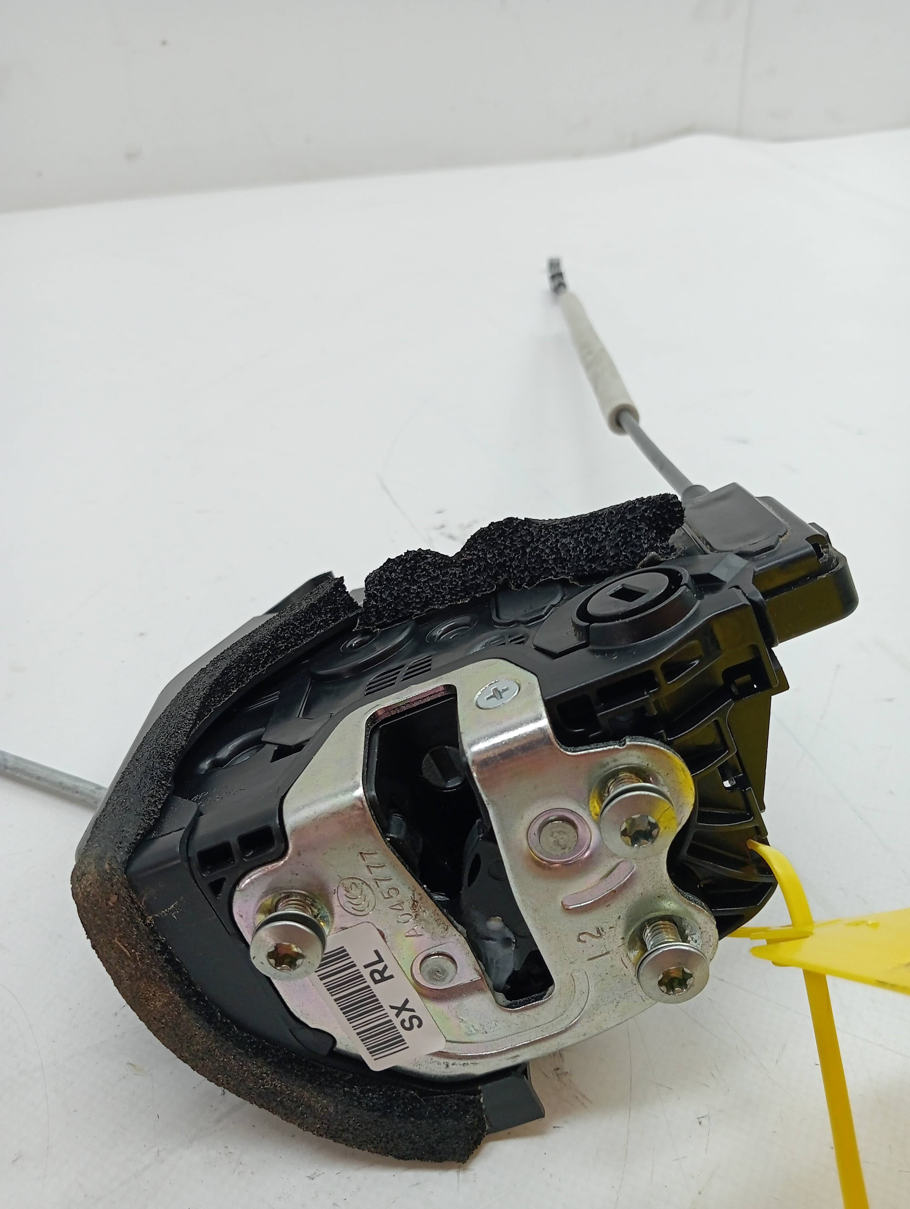 Cerradura puerta trasera izquierda KIA RIO 2