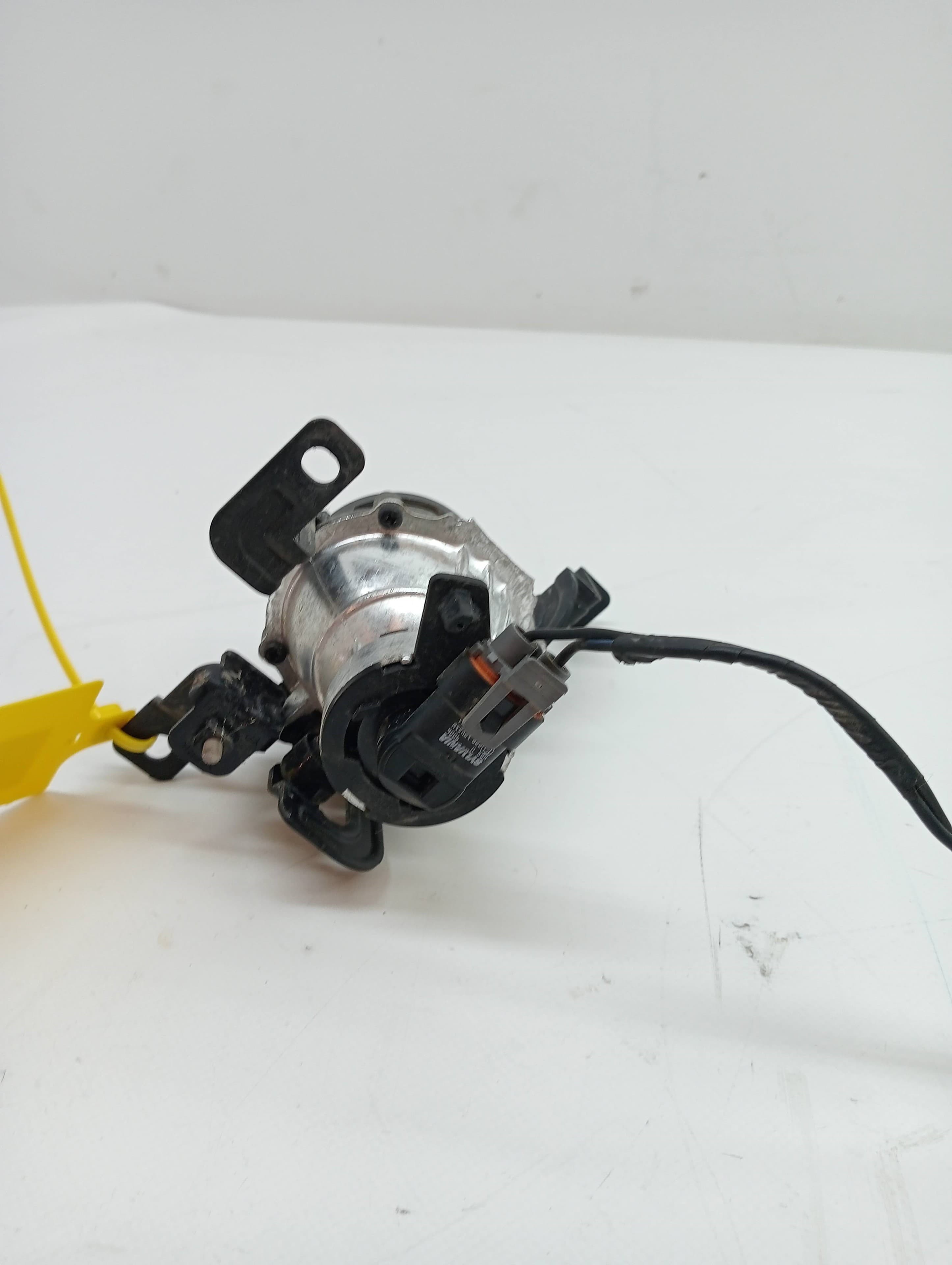 Faro antiniebla derecho KIA RIO 3