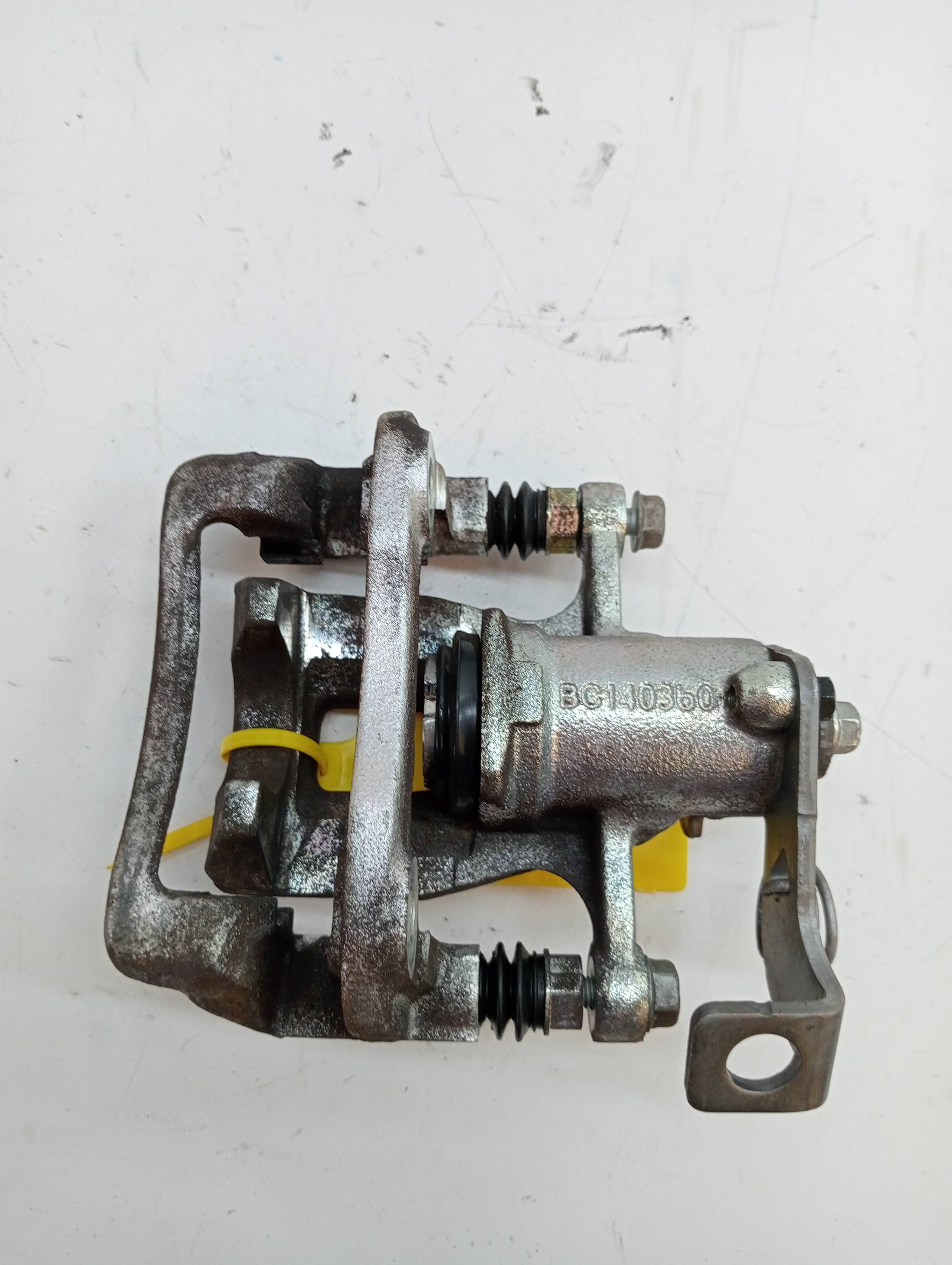 Recambio KIA RIO ref. 58311H8A05
