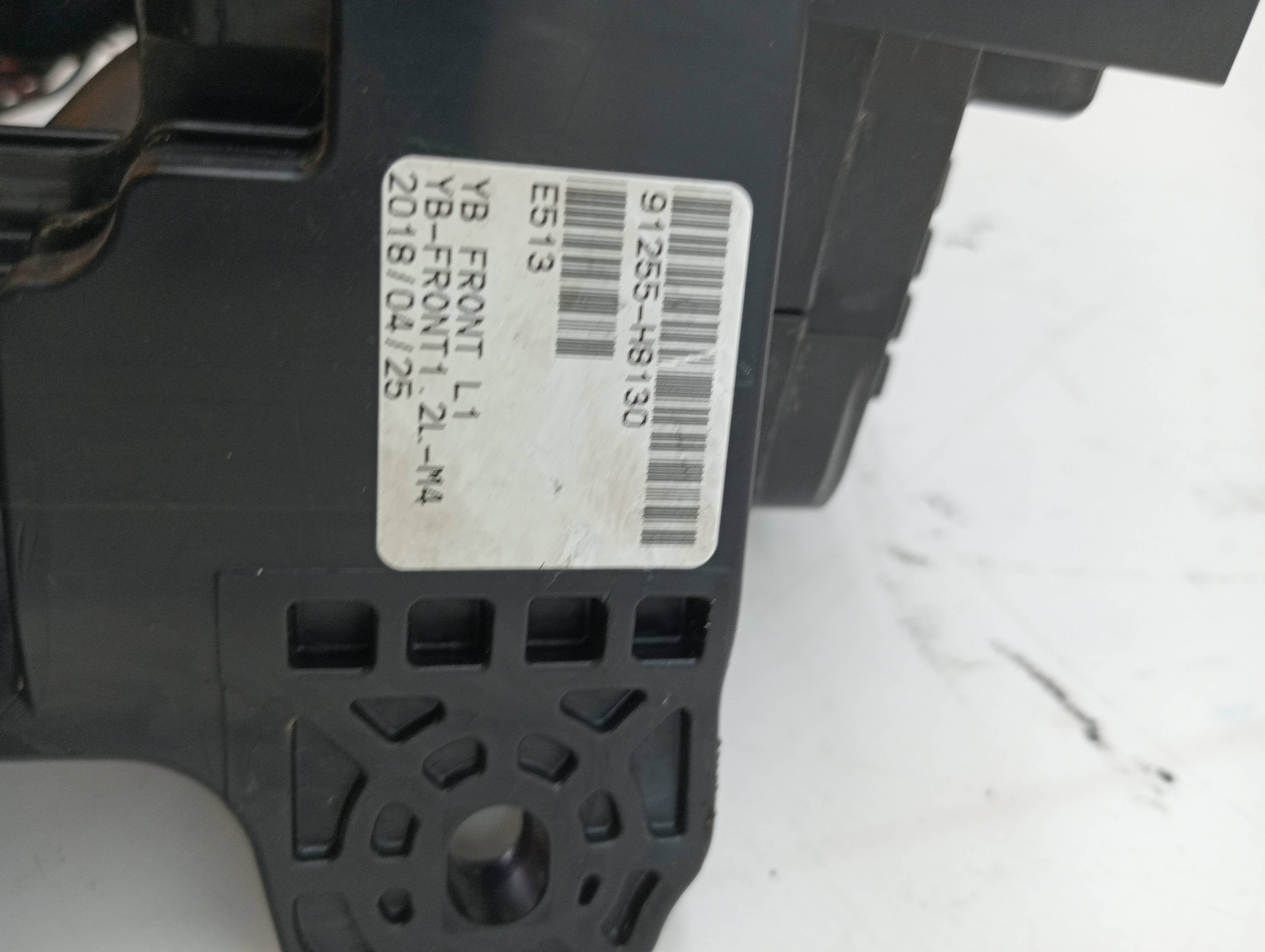 Caja reles / fusibles KIA RIO 3