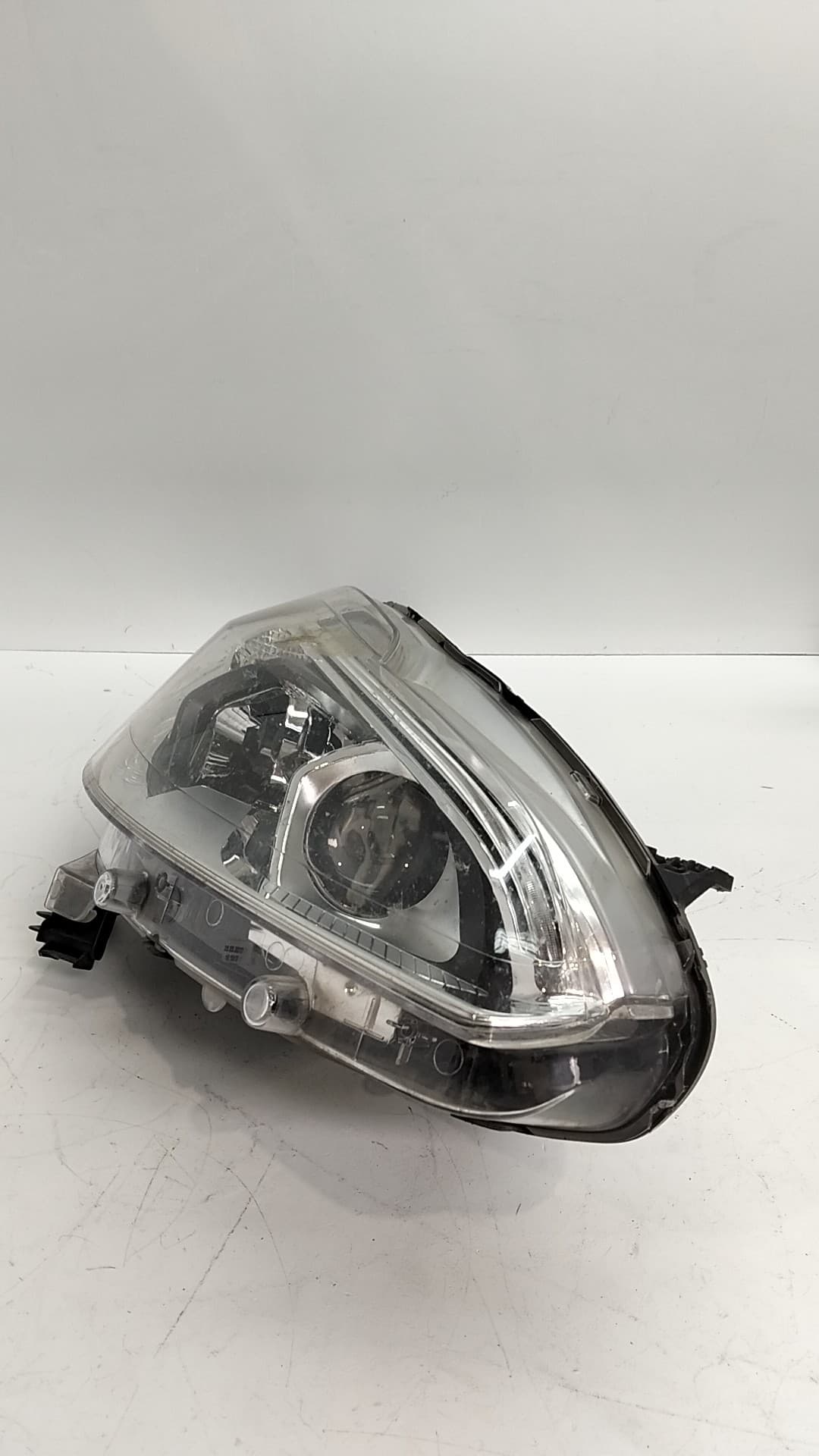 Faro derecho PEUGEOT 208 (P2) 5
