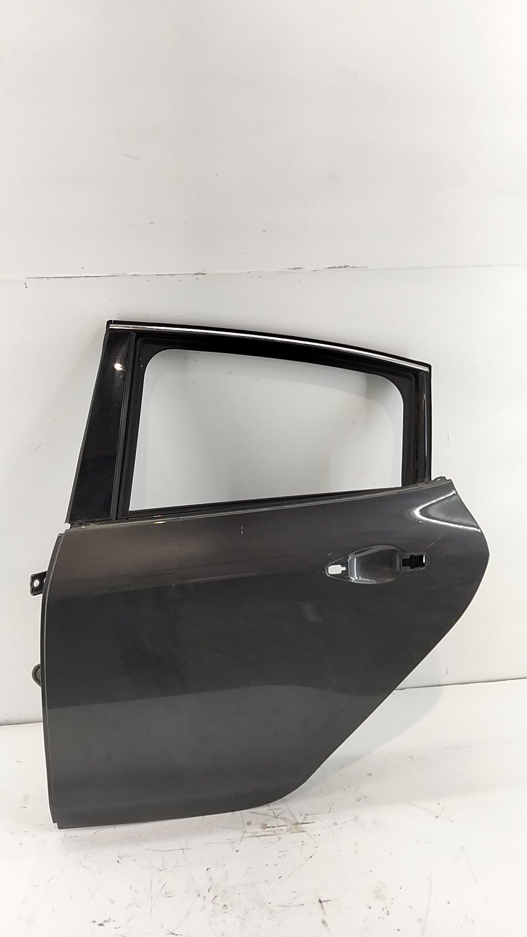 Puerta trasera izquierda PEUGEOT 208 (P2) 4