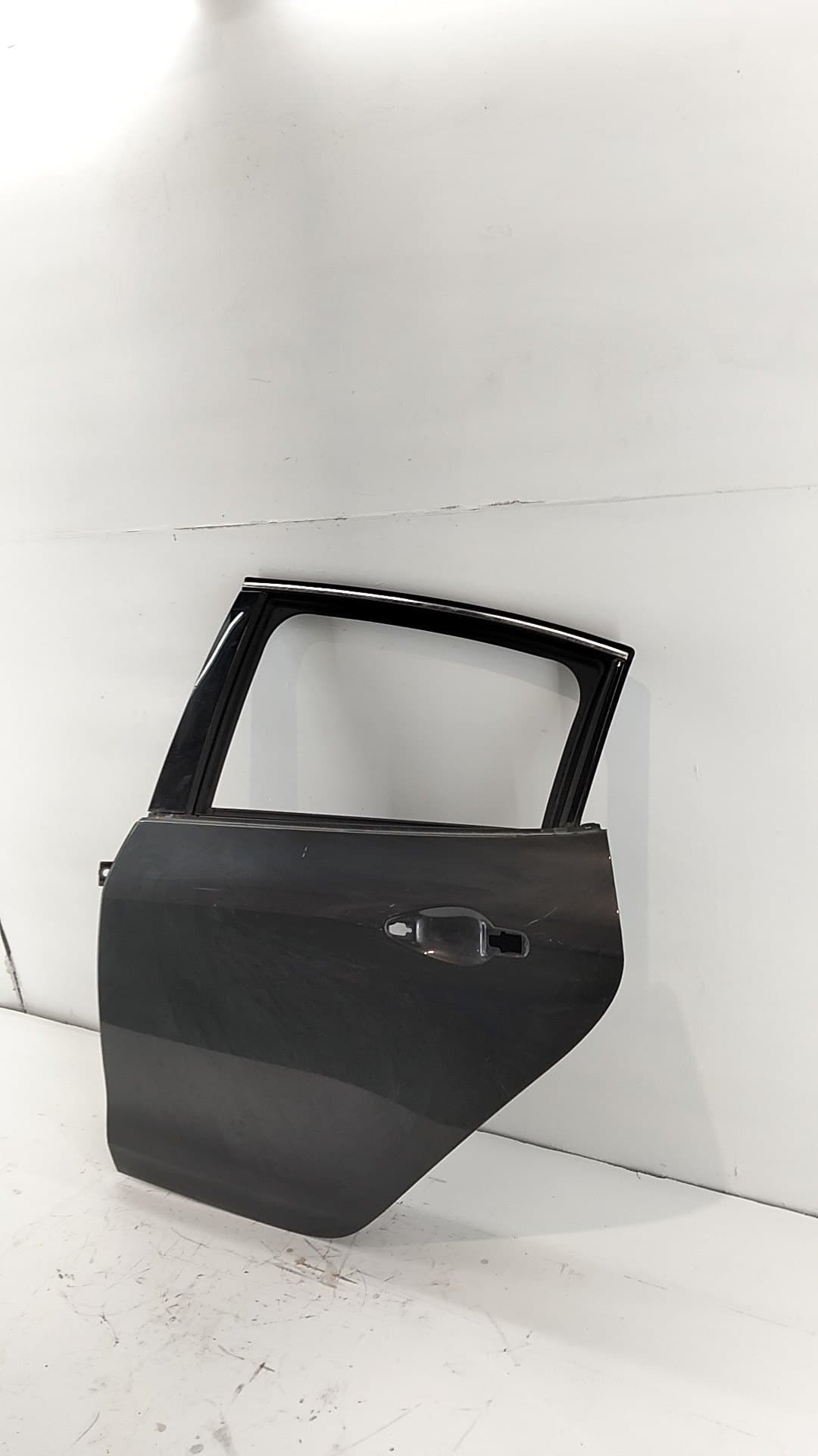 Puerta trasera izquierda PEUGEOT 208 (P2) 2