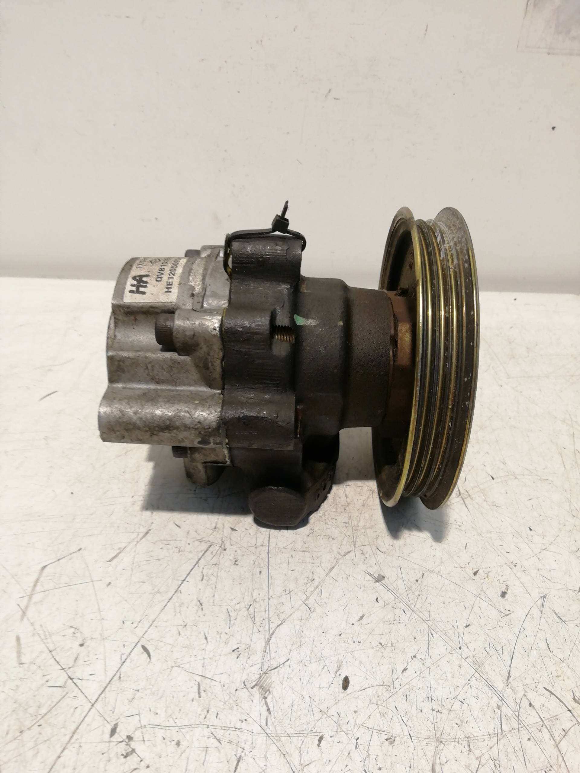 Bomba direccion MG SERIE 75 (RJ) 2