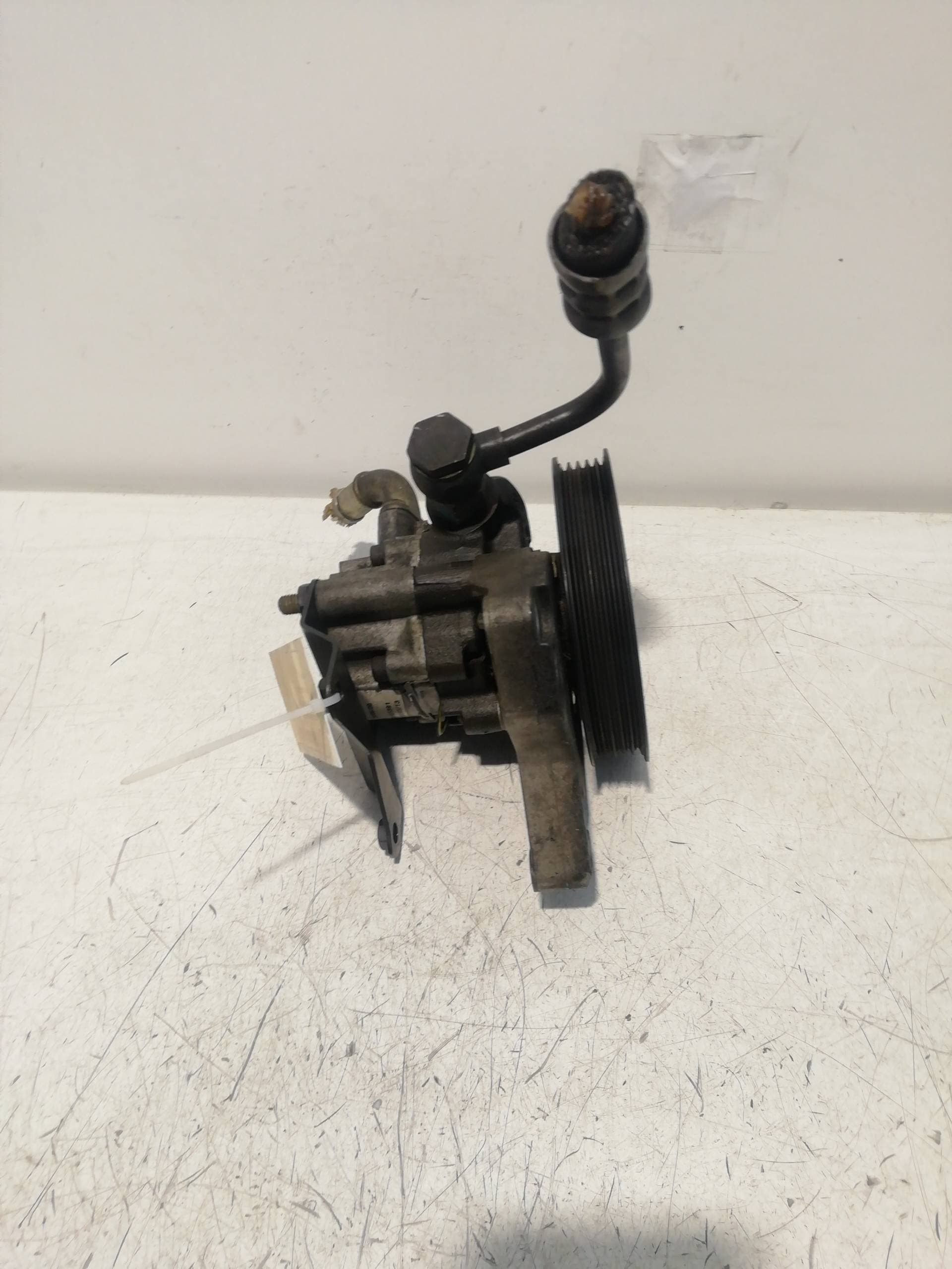 Bomba direccion MG SERIE 75 (RJ) 4