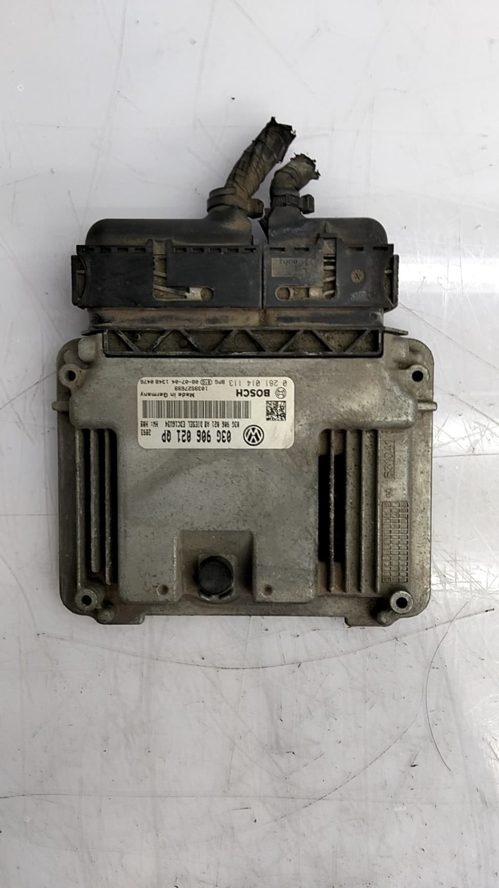 Centralita motor uce SKODA SUPERB II (3T4)