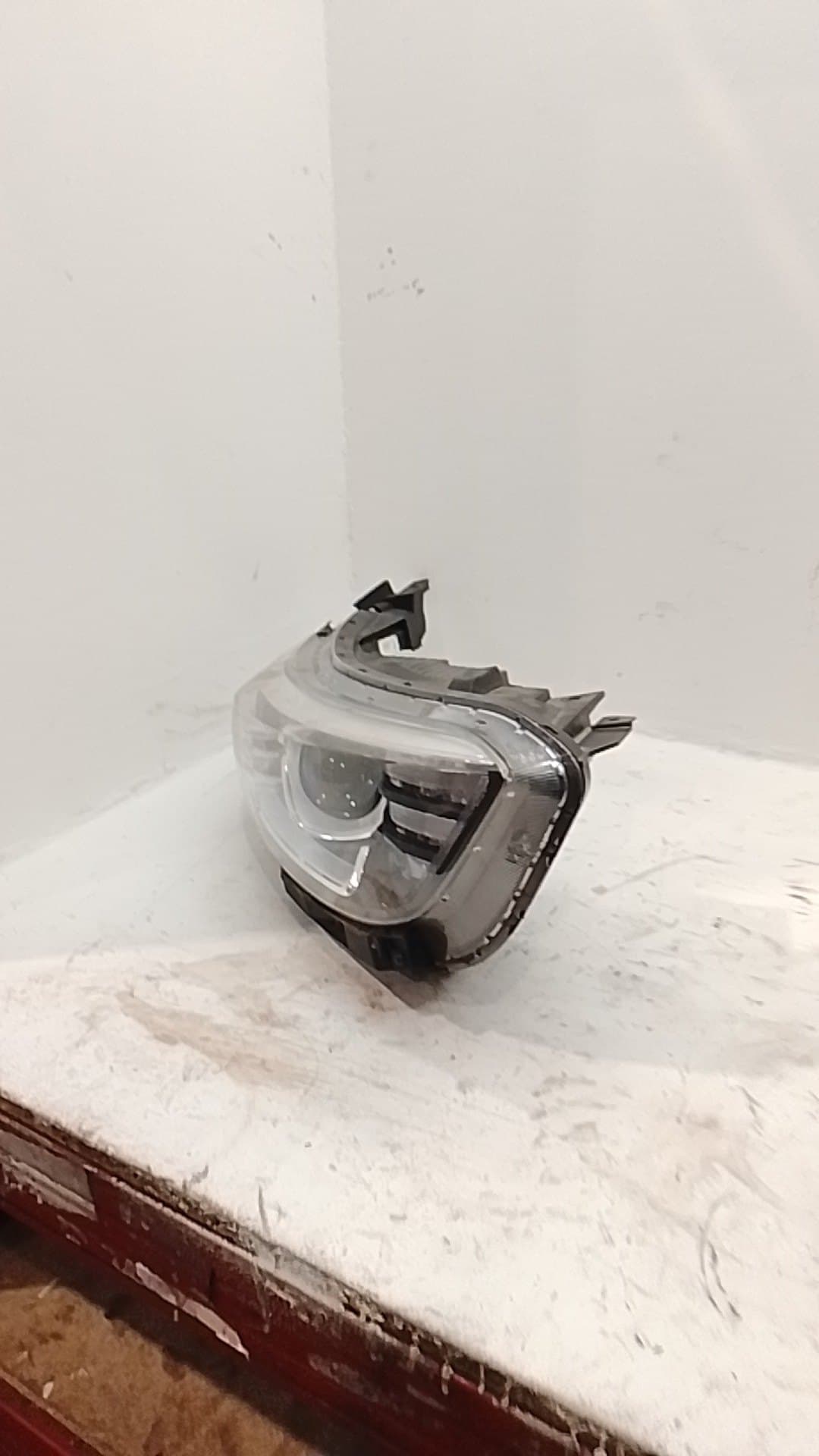 Faro izquierdo KIA STONIC 2