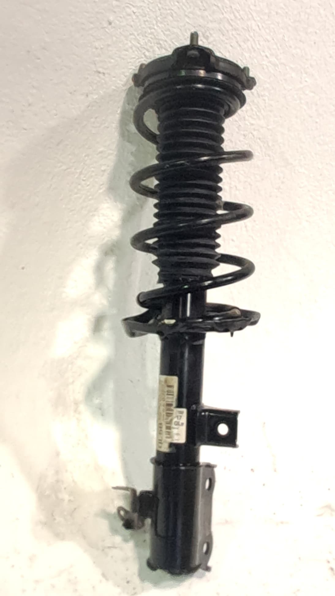 Amortiguador delantero izquierdo KIA SPORTAGE 3