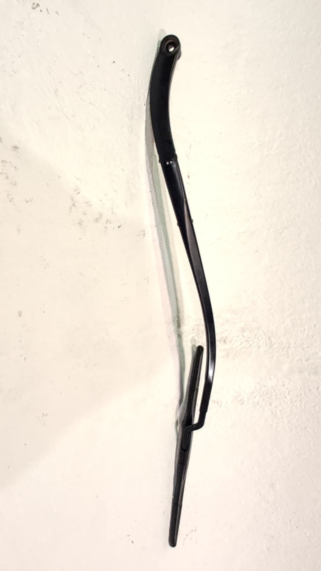 Brazo limpia delantero derecho KIA SPORTAGE