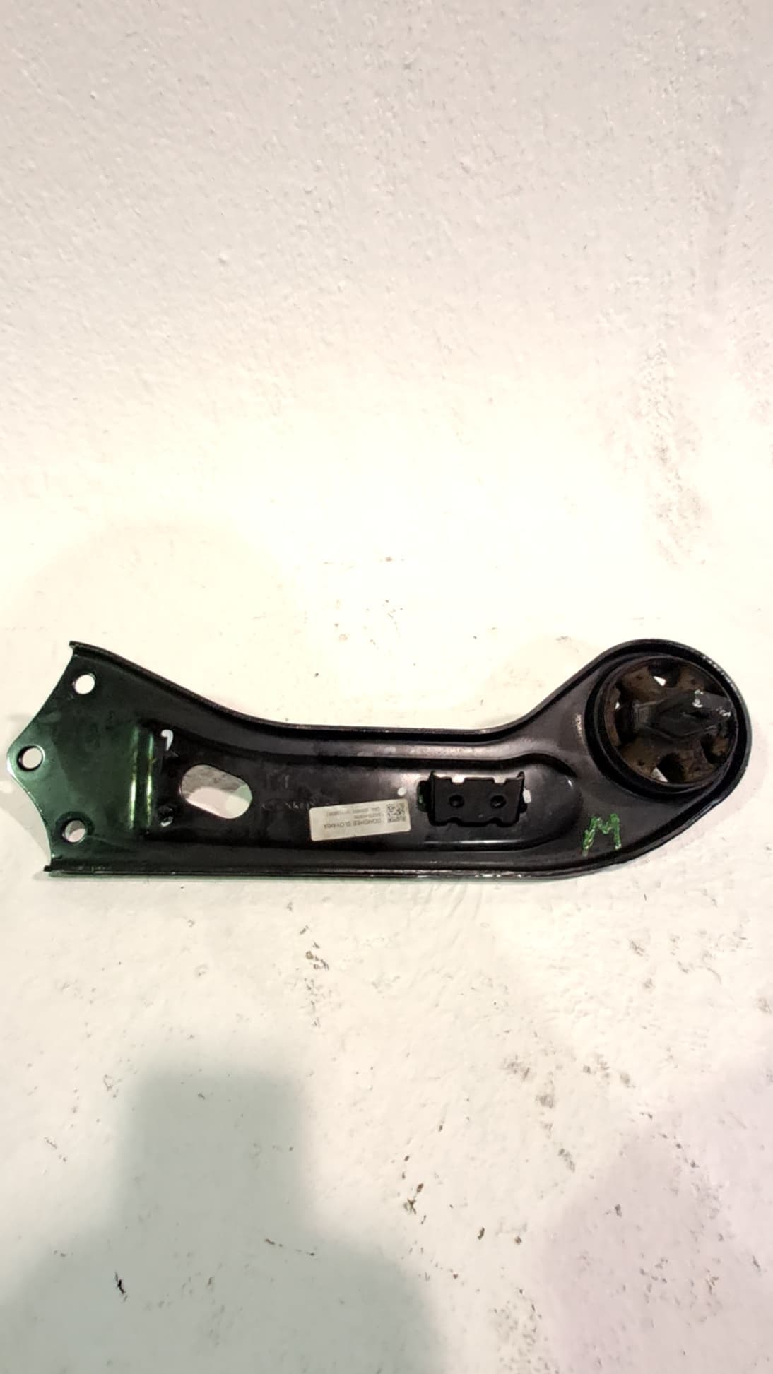 Brazo suspension superior delantero izquierdo KIA SPORTAGE 3