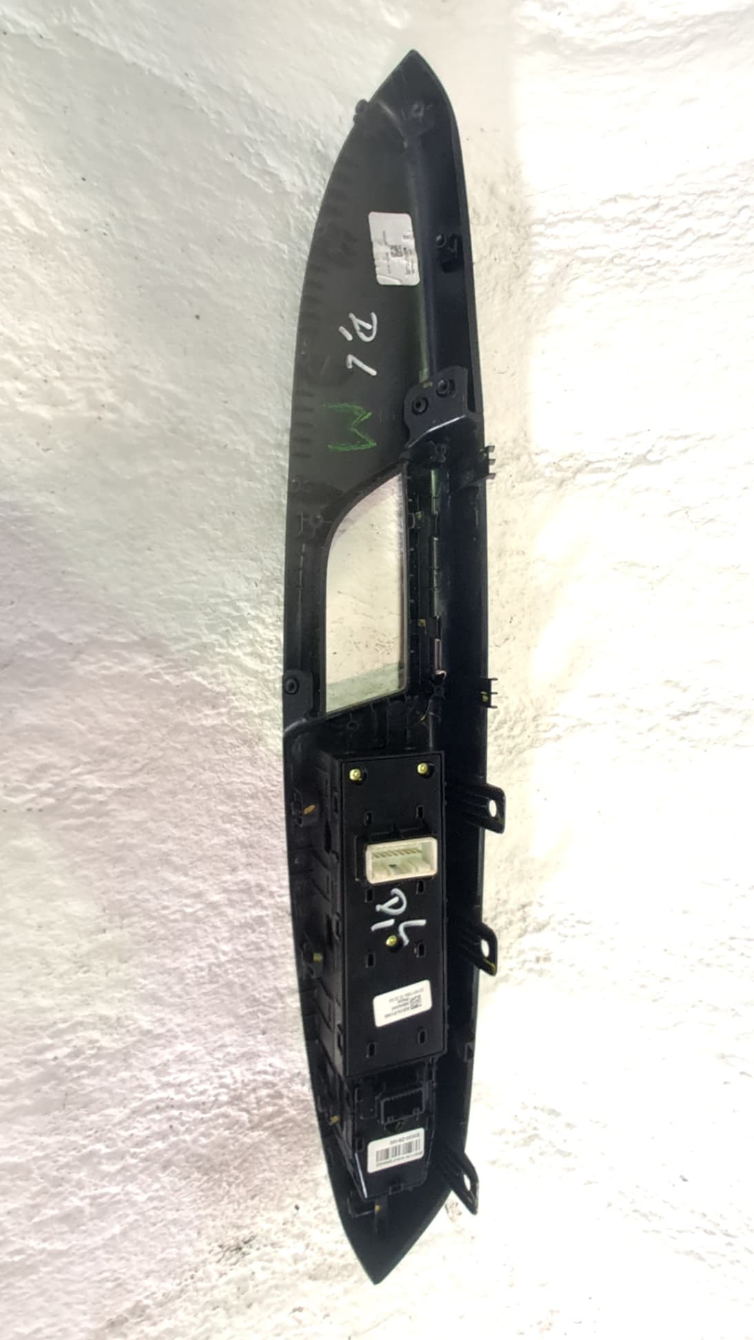 Mando elevalunas delantero izquierdo KIA SPORTAGE 3