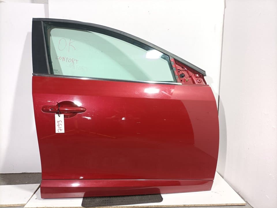 Puerta delantera derecha RENAULT FLUENCE