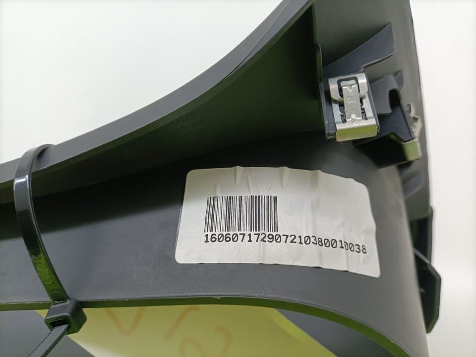 Plastico RENAULT FLUENCE 3