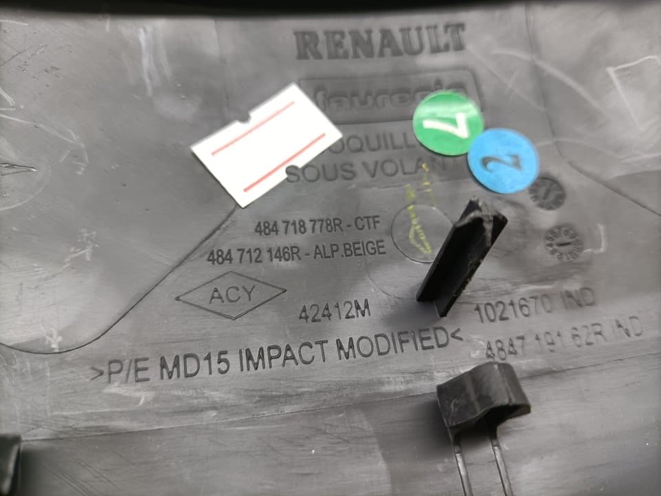 Plastico RENAULT FLUENCE 2