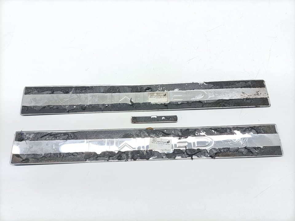 Plastico RENAULT FLUENCE 3