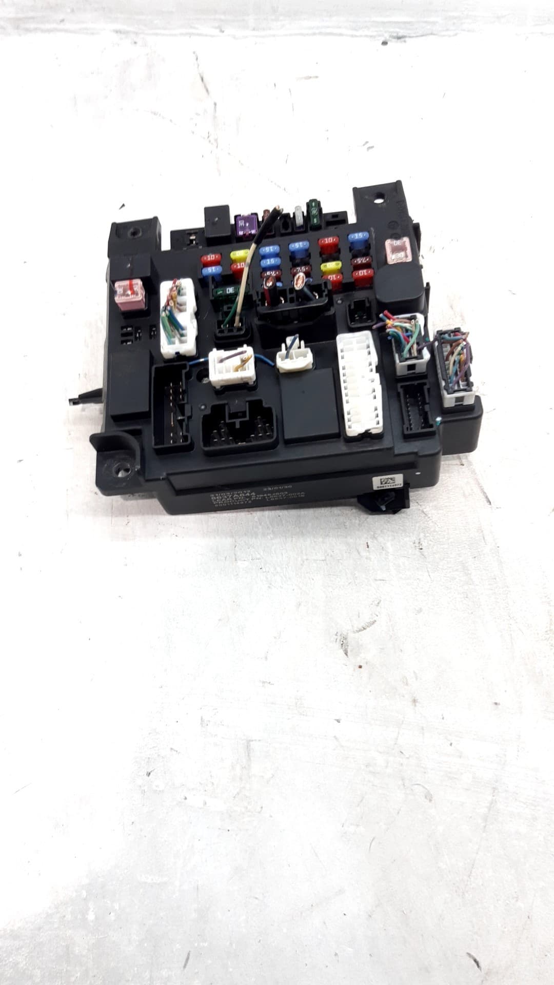Caja fusibles MITSUBISHI ASX (GA0W)