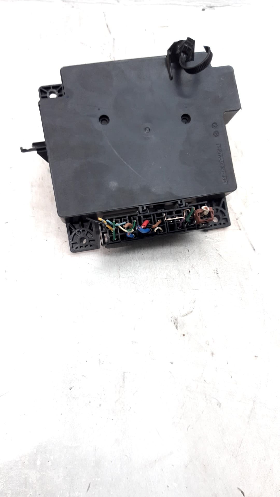 Caja fusibles MITSUBISHI ASX (GA0W) 2