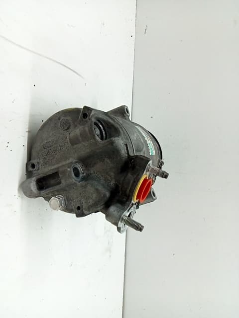 Recambio VOLVO V40 ref. 36001128 4