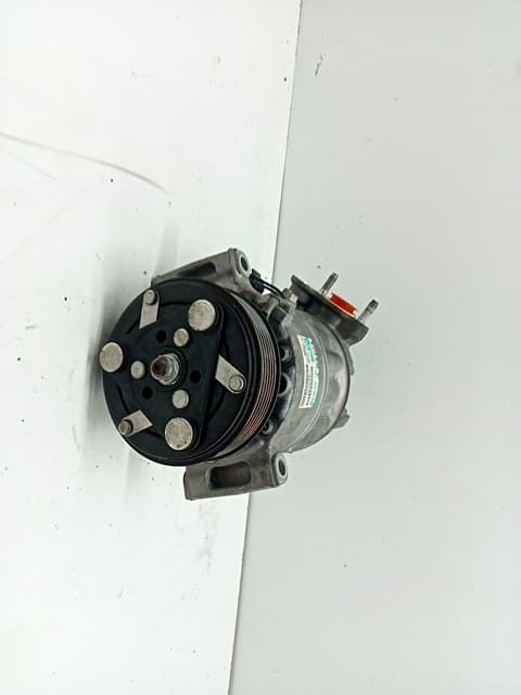 Recambio VOLVO V40 ref. 36001128 2