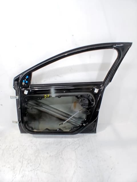 Puerta delantera derecha VOLVO V40