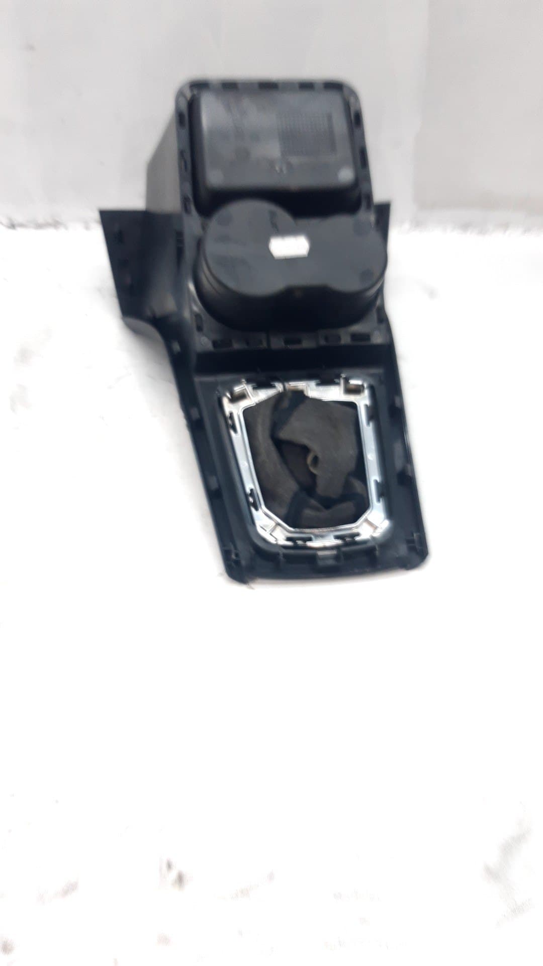 Consola central SEAT TOLEDO (KG3) 2