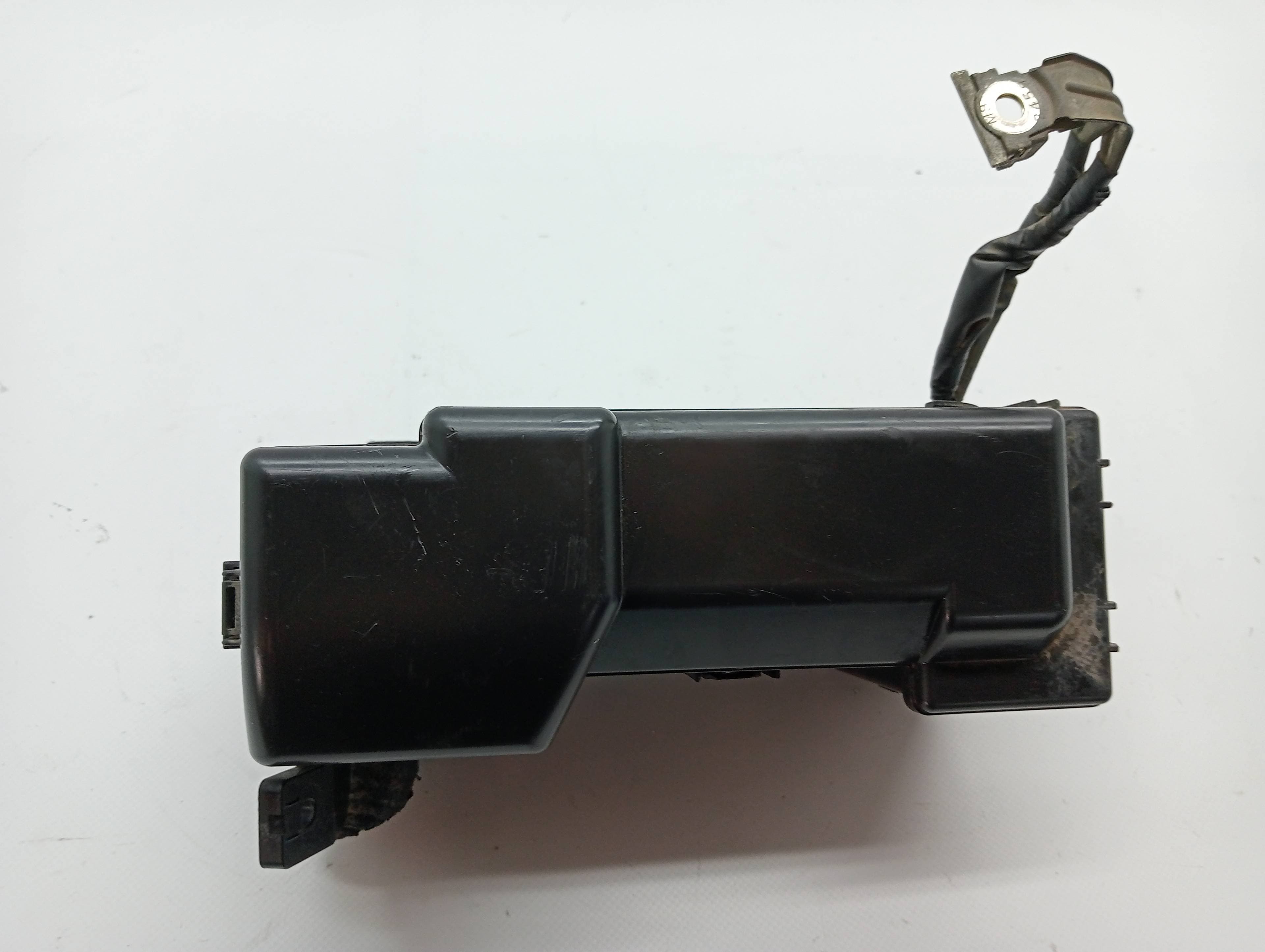 Caja reles / fusibles CITROEN C1 3