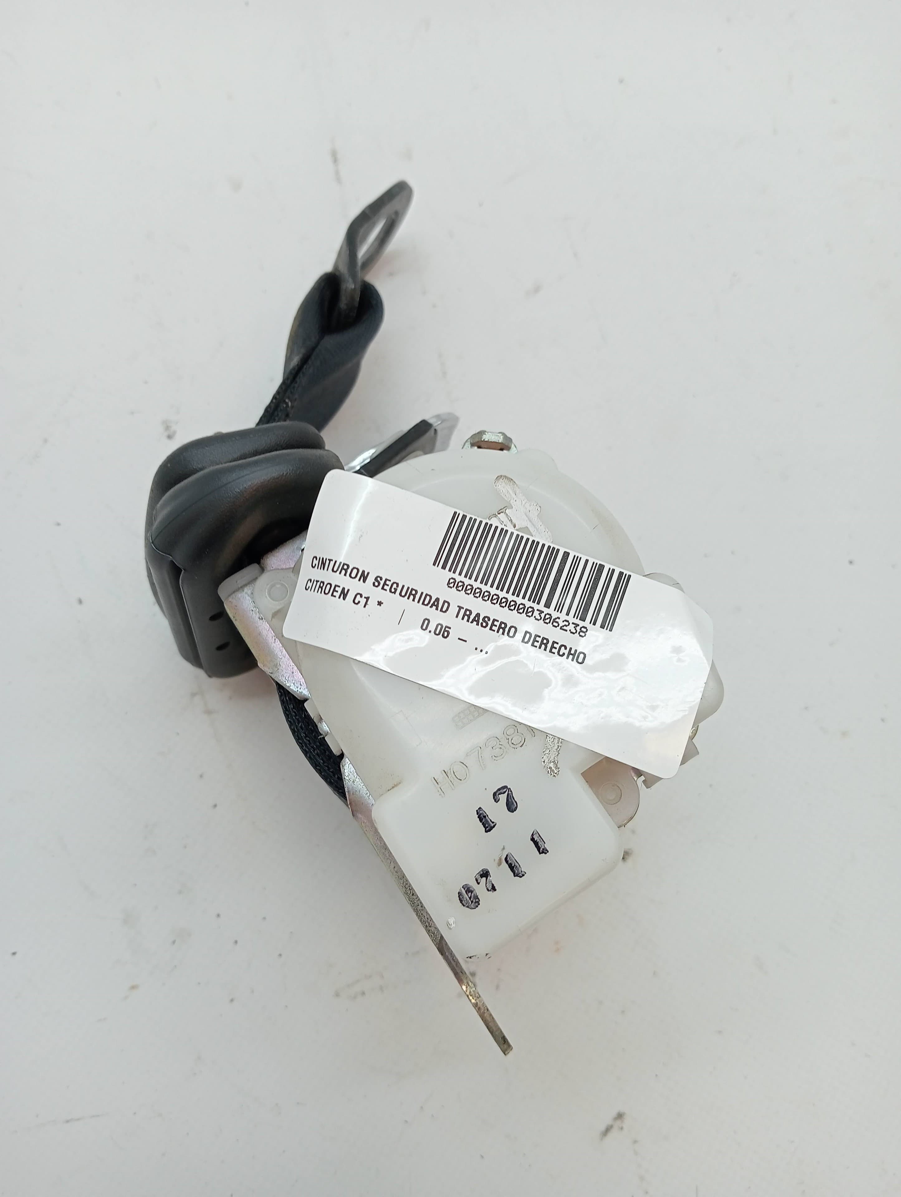 Cinturon seguridad trasero derecho CITROEN C1