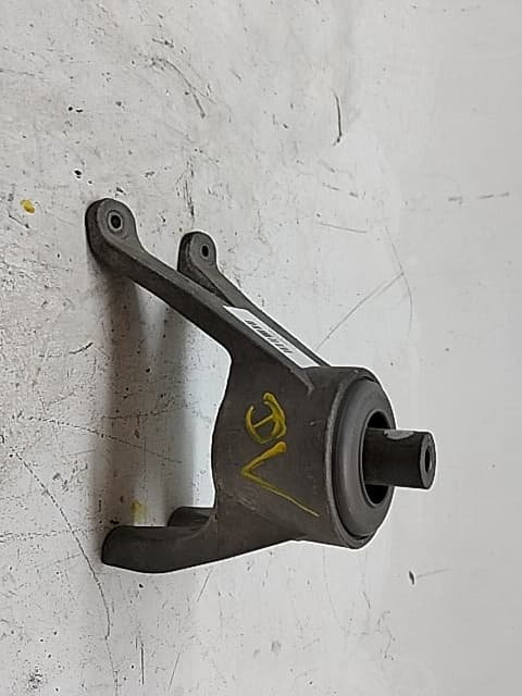 Soporte motor VOLKSWAGEN T6 TRANSPORTER 2