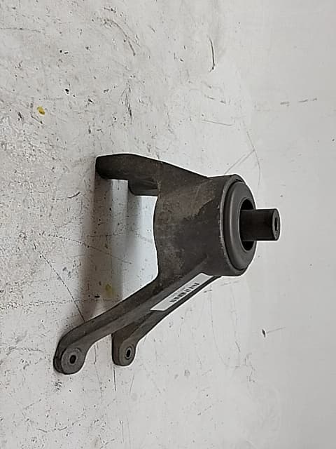Soporte motor VOLKSWAGEN T6 TRANSPORTER