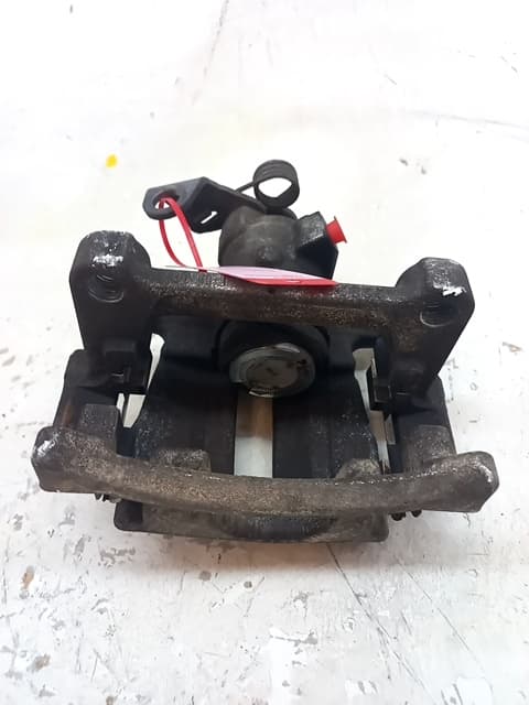 Recambio VOLKSWAGEN T6 TRANSPORTER ref. 7H0615423A