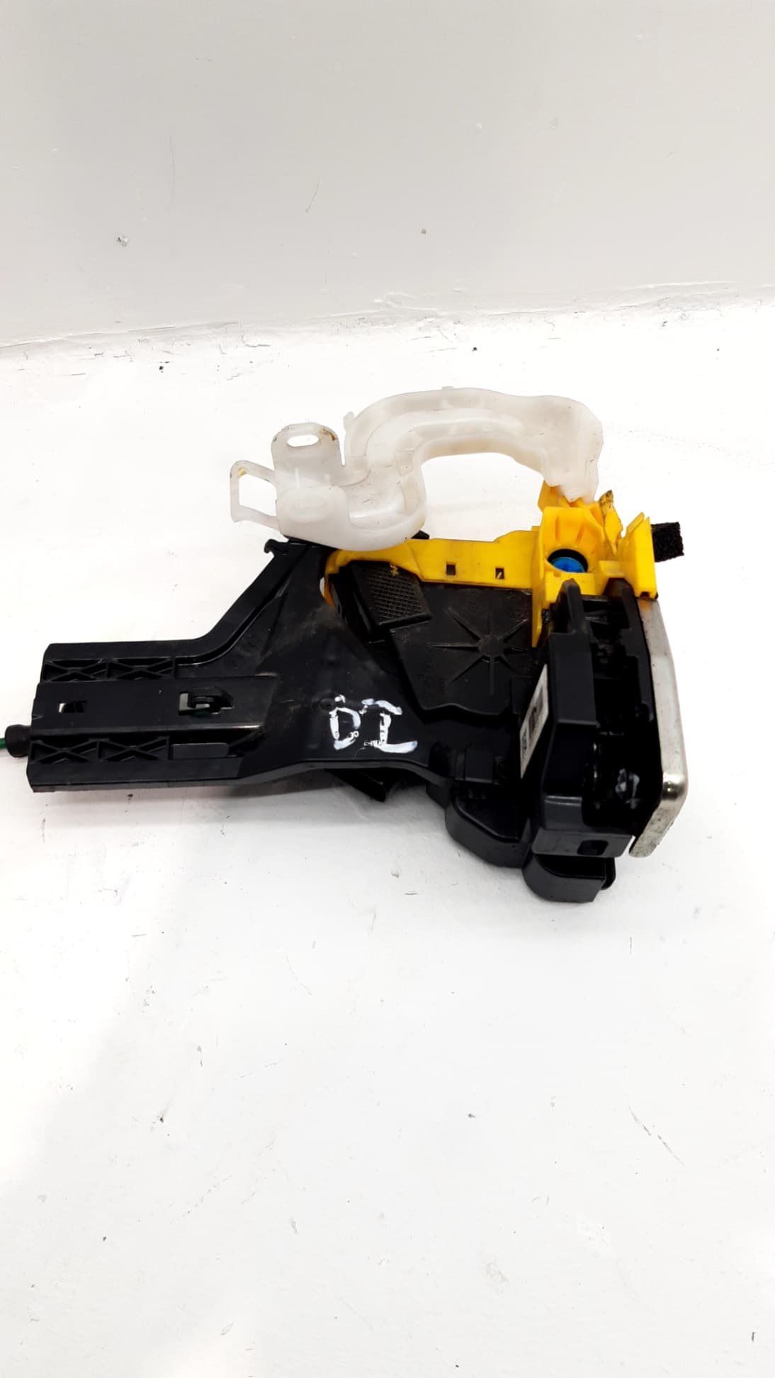 Cerradura puerta delantera izquierda KIA CEED 3