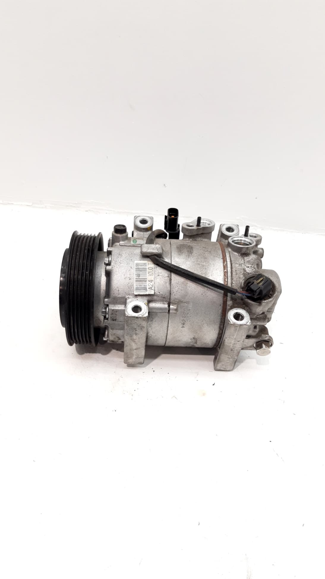 Recambio KIA CEED ref. 97701A2400