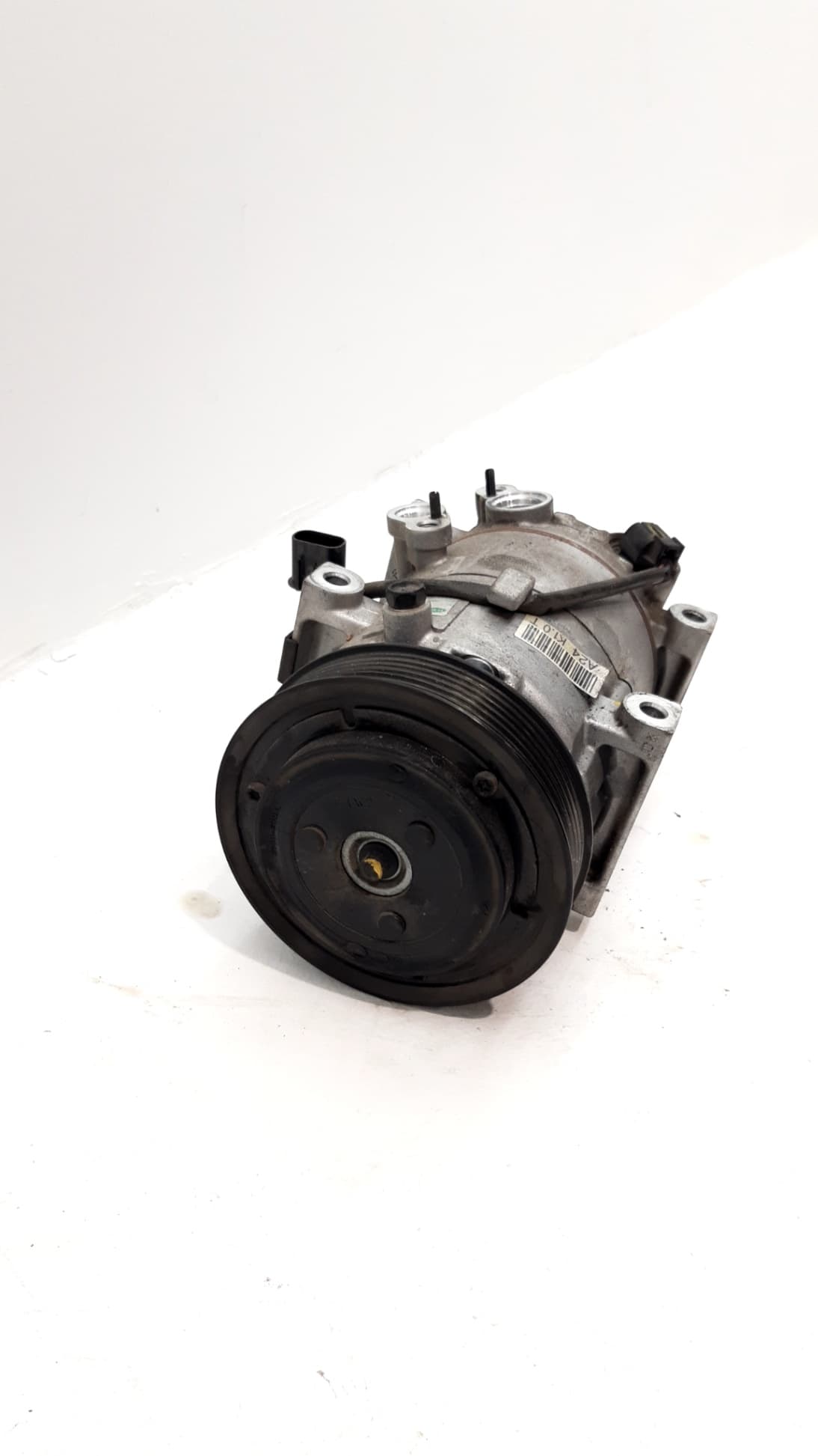 Recambio KIA CEED ref. 97701A2400 3