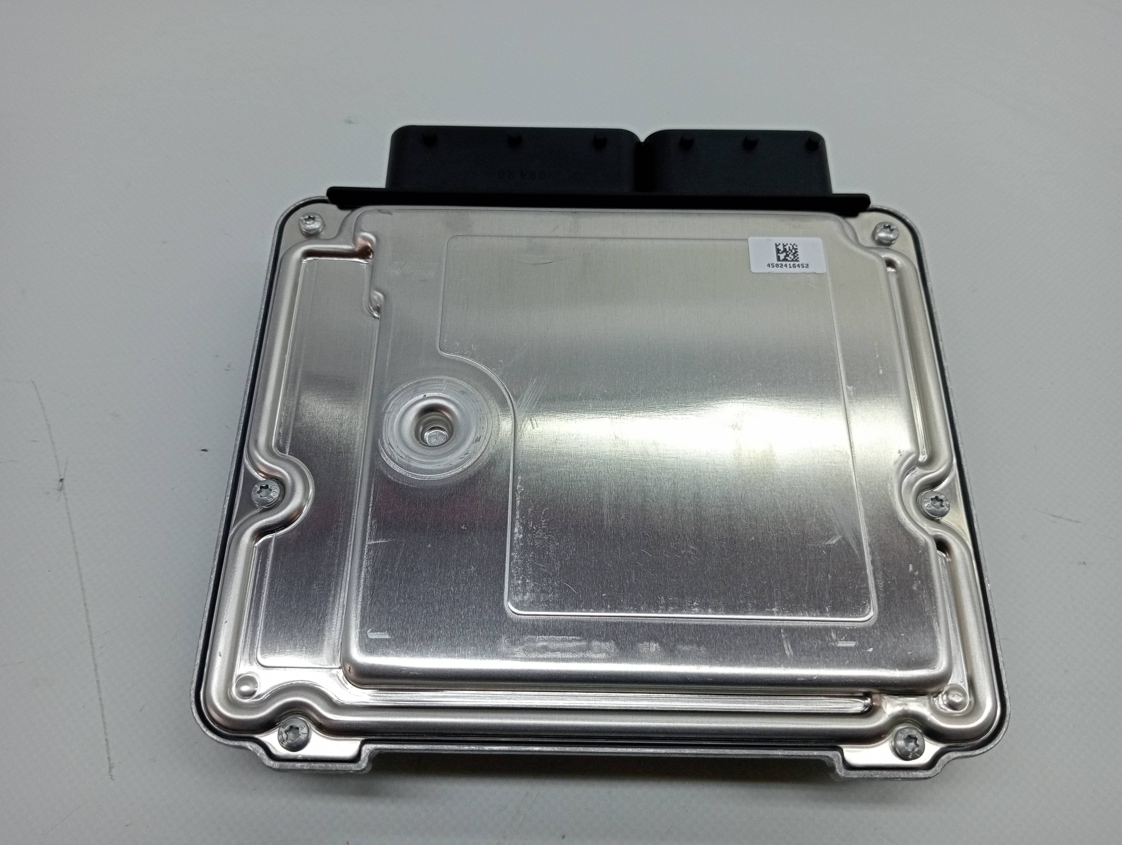 Centralita motor uce BMW SERIE 1 LIM 2