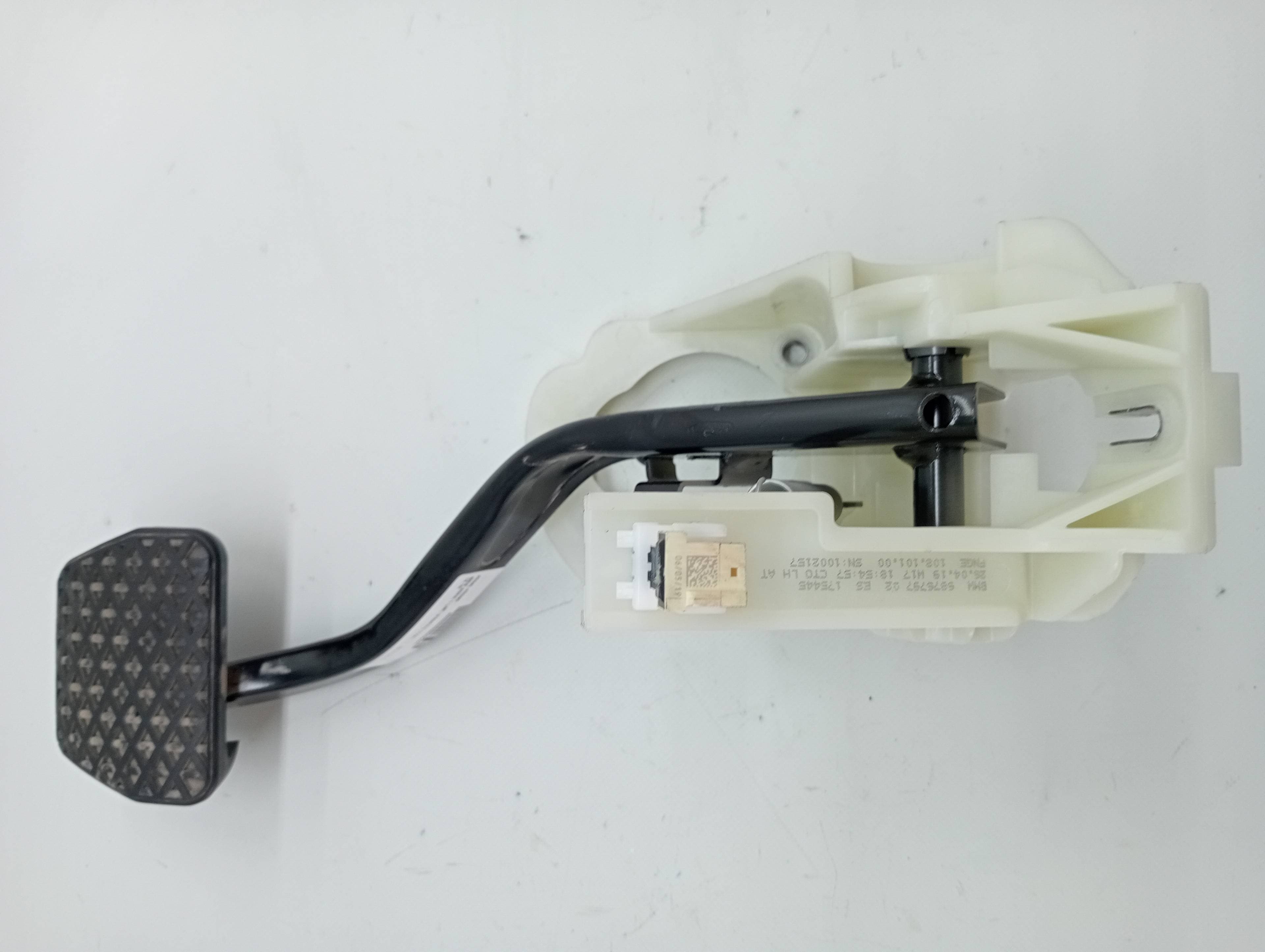 Pedal freno BMW SERIE 1 LIM 2