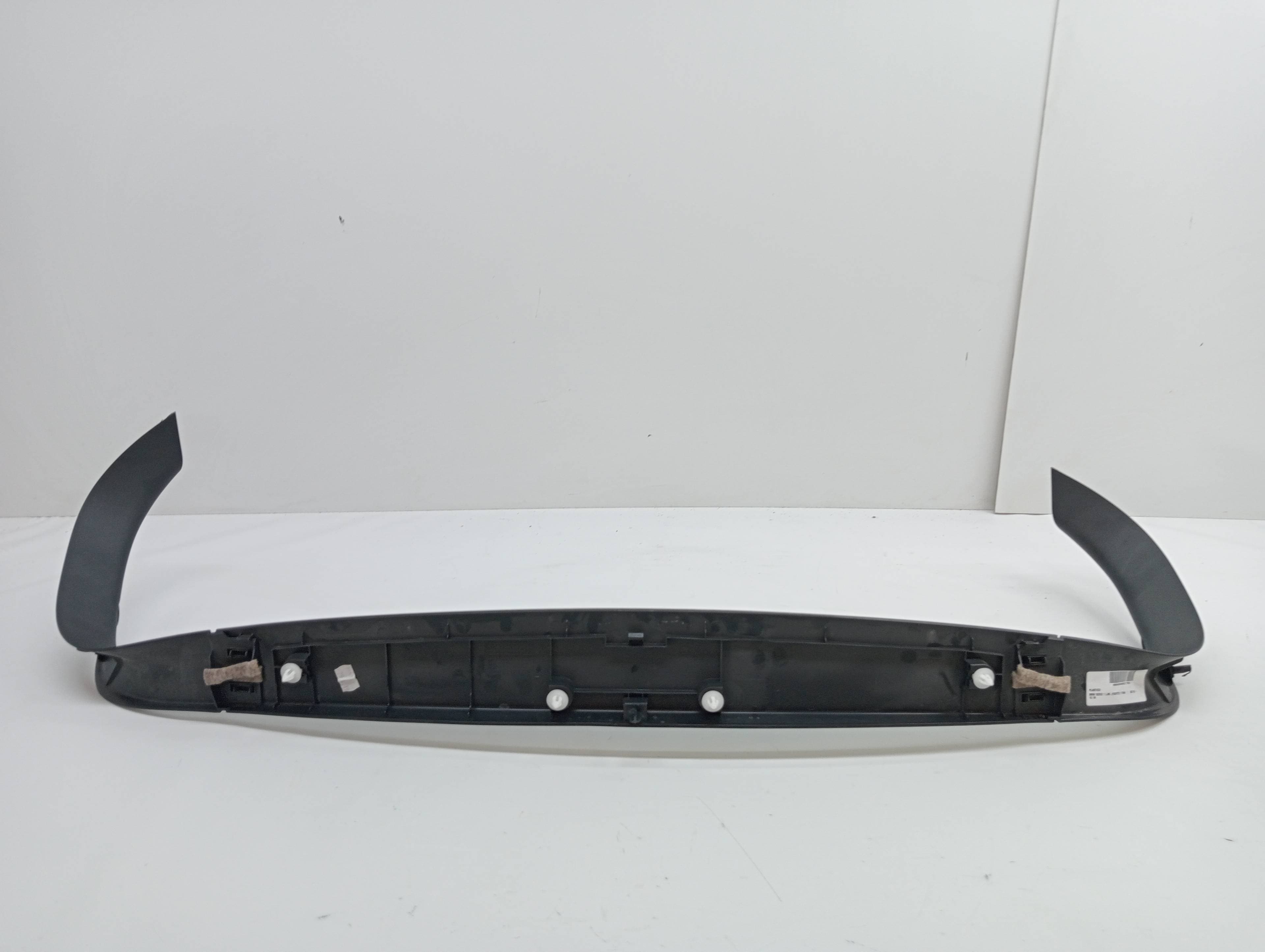 Plastico BMW SERIE 1 LIM 2